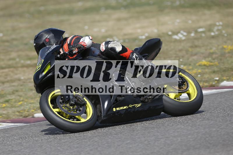 /37 09.08.2026  Pluess Motosport ADR/Freies Fahren/432